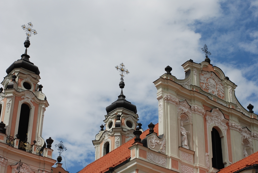Górna fasada kościoła św. Katarzyny. Dziś kościół oprócz funkcji sakralnej pełni rolę centrum kultury.
